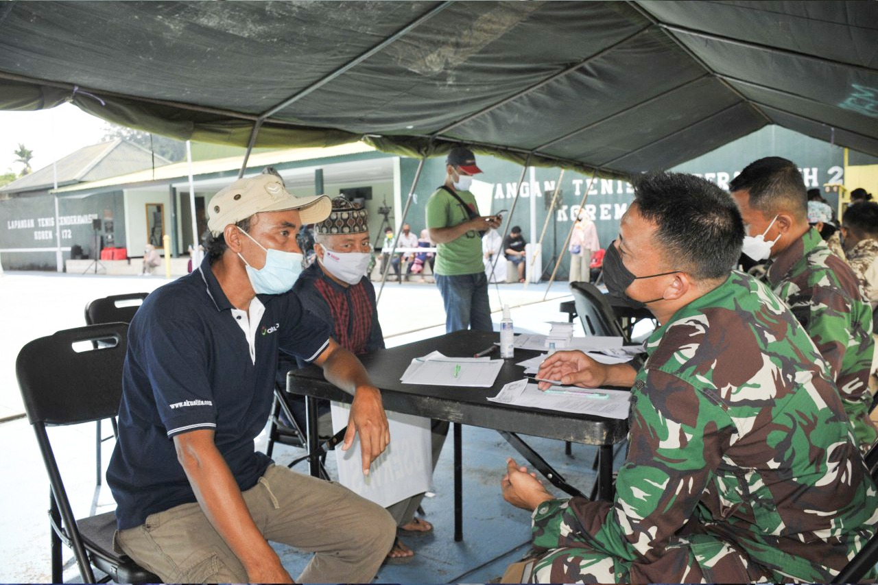 Sinergitas TNI – Polri Bersama Instansi Terkait Gelar Serbuan Vaksinasi