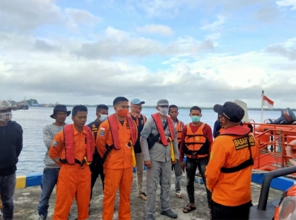 SPKKL Tual Cari Korban Diduga Jatuh dari Longboat di Perairan Pulau Waratneo