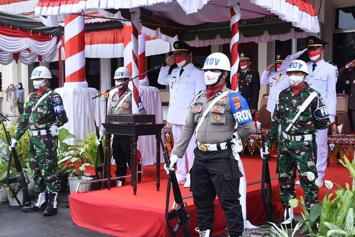 Upacara Penurunan Bendera Tutup Rangkaian Peringatan HUT Ke-76 Kemerdekaan RI di Kabupaten Aceh Tengah