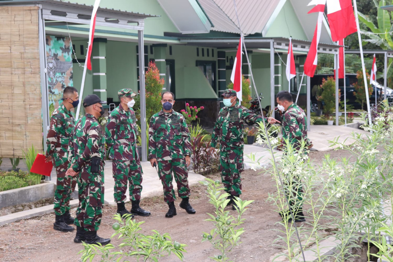 Tim Pengendalian dan Pengawasan Bangfas dan Harbang Kunjungi Yonif R 509 Kostrad