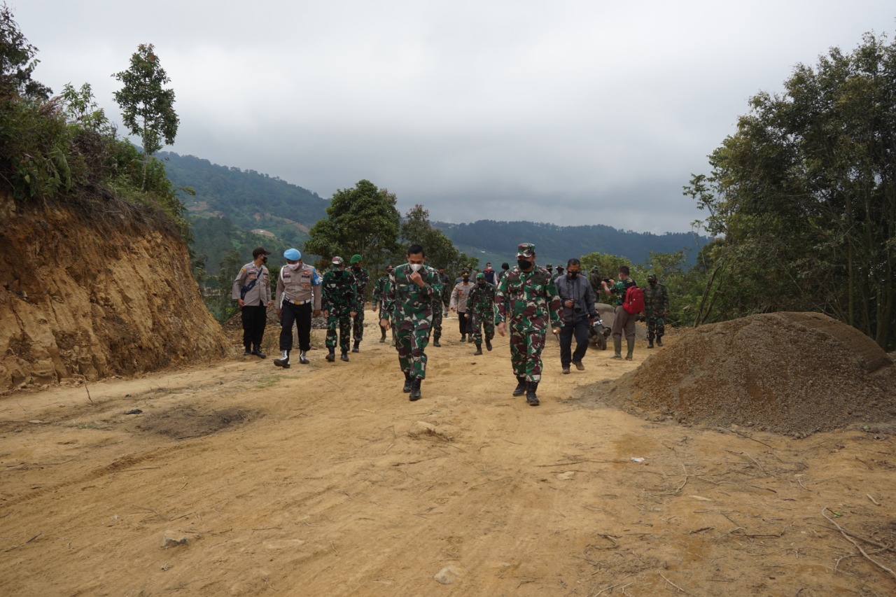 Danrem 071/Wijayakusuma Cek Lokasi TMMD Reg 112 Kodim 0736/Batang