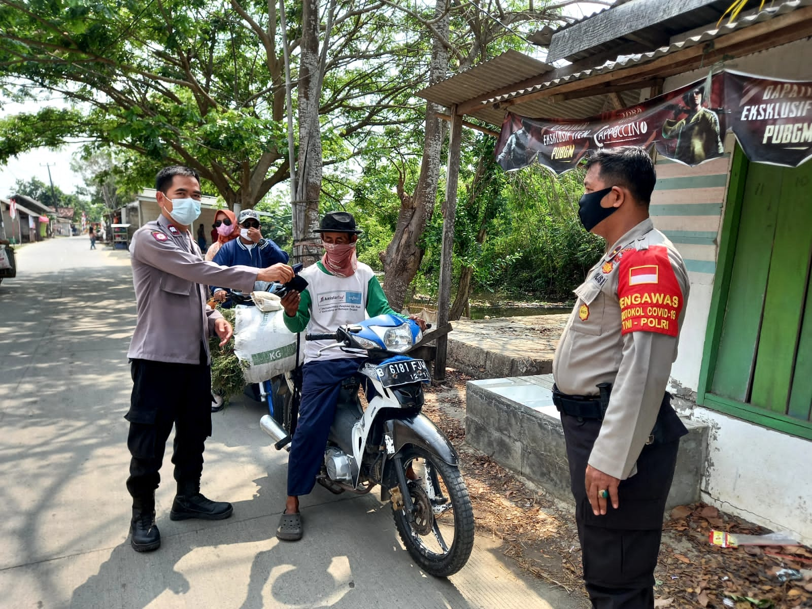 Polsek Tambelang Giat Oprasi Yustisi Pantau Penerapan PPKM