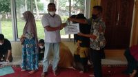 GAMPOENG KUTALAWAH SALURKAN BANTUAN LANGSUNG TUNAI DANA DESA(BLT) DD KEPADA (50)KPM UNTUK DUA BULAN.