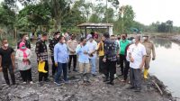 PJ Bupati Muara Enim, HNU bersama Wakil Ketua DPRD Nino Andrian, S.E. Sidak Drainase Sungai Di Kelurahan Gelumbang