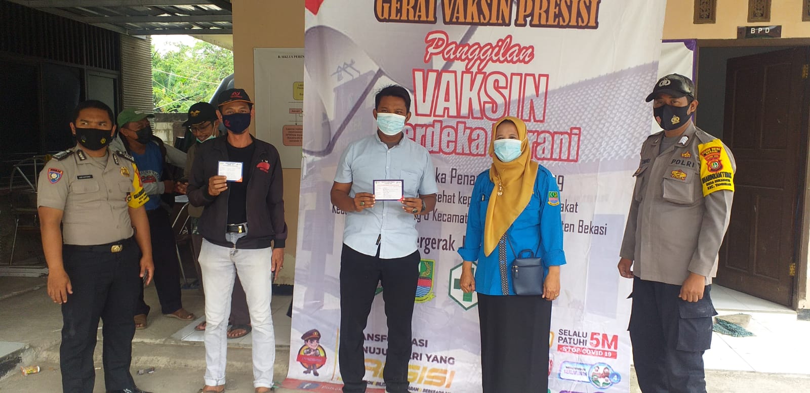 Polsek Tambelang Gelar Vaksinasi Dua Bagi Warga Desa Sukamekar