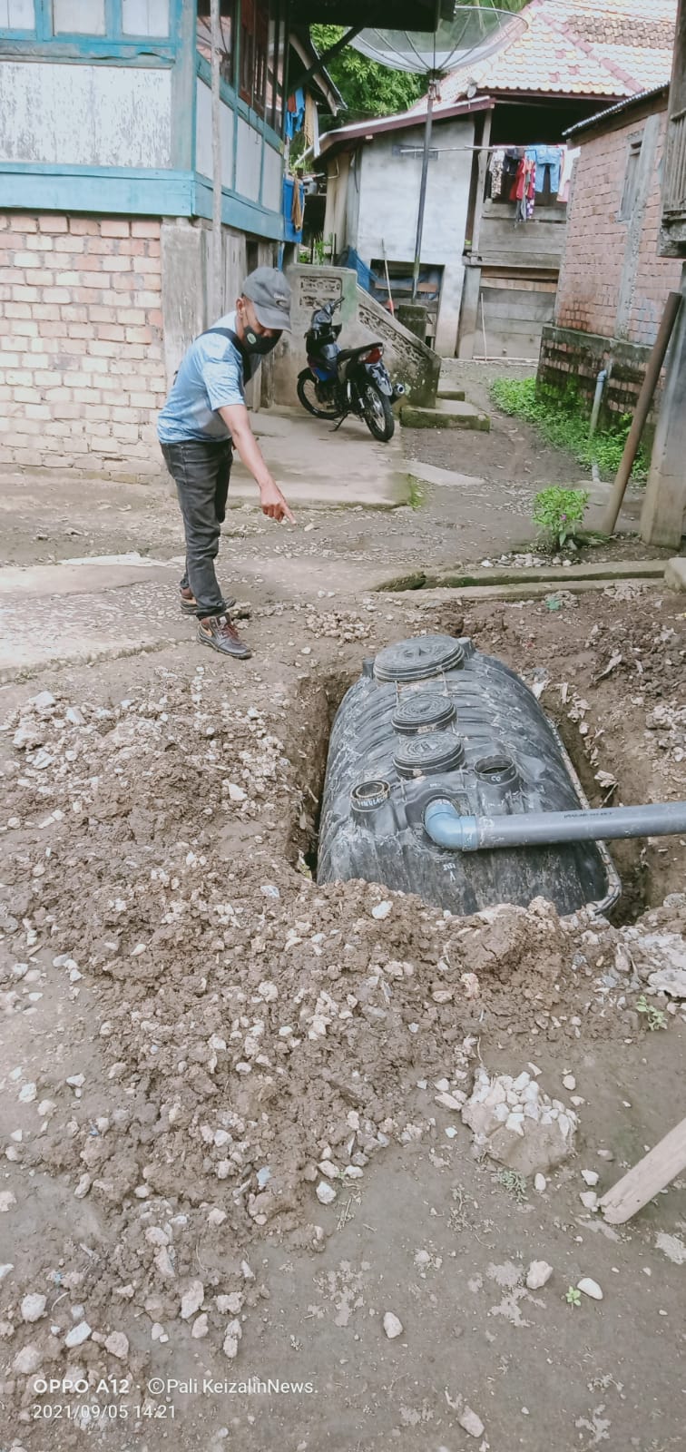 Warga Pertanyakan Pembangunan Toilet (Jamban) Desa Siku Tanpa Papan Plang / Volume Dan Nama Proyek