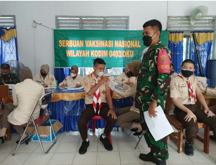 SMAN 5 OKU Bersama Kodim 0403/OKU Gelar Vaksinasi Covid-19 Bagi Usia Remaja