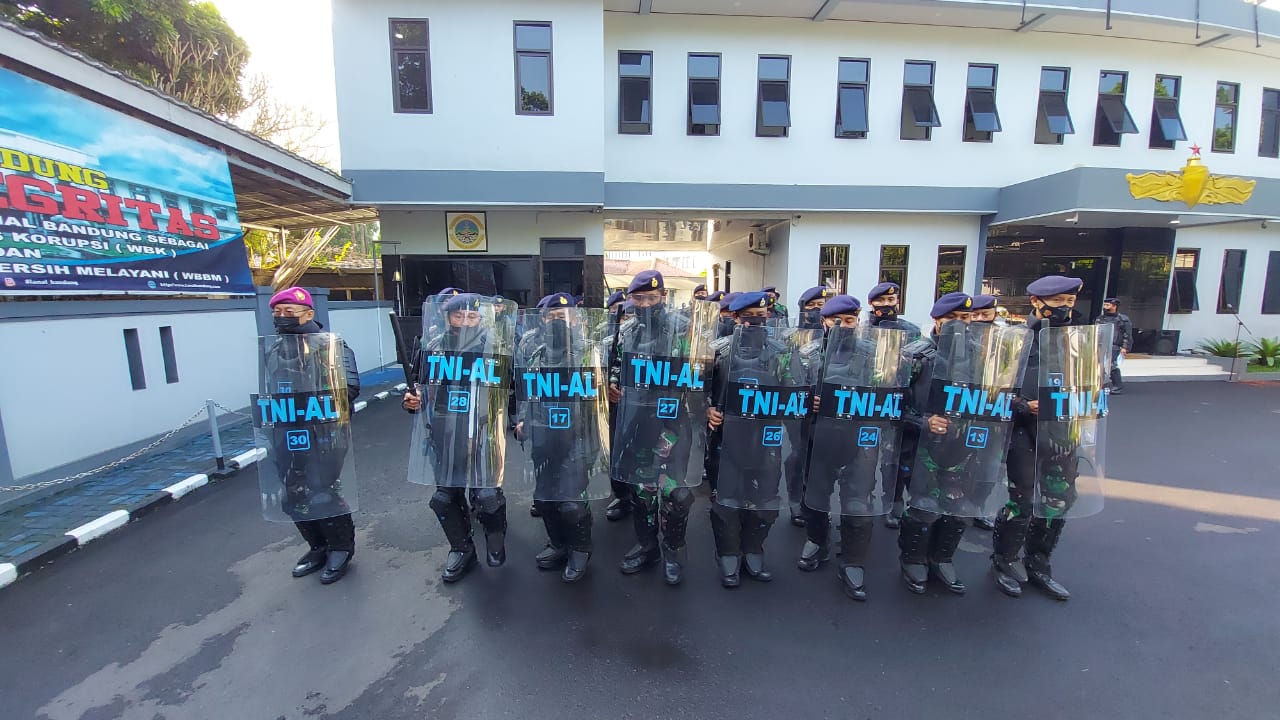 Lanal Bandung Gelar Apel Kelengkapan Prajurit dan Latihan Penanggulangan Huru Hara (PHH)