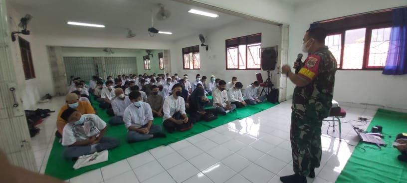 Koramil 03/Pasar Minggu Selenggarakan Army Go To School di SMK Bunda Kandung