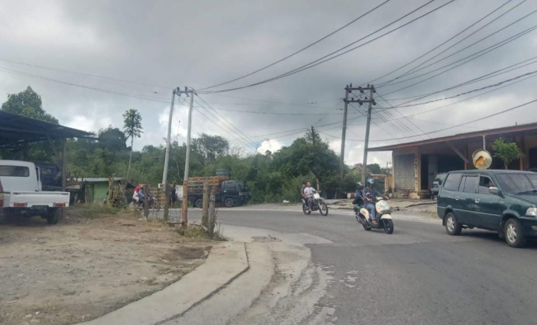 Diduga Pembangunan Beram Jalan, Simpang Tiga – Pondok Baru Kabupaten Bener Meriah Dibawah Standard