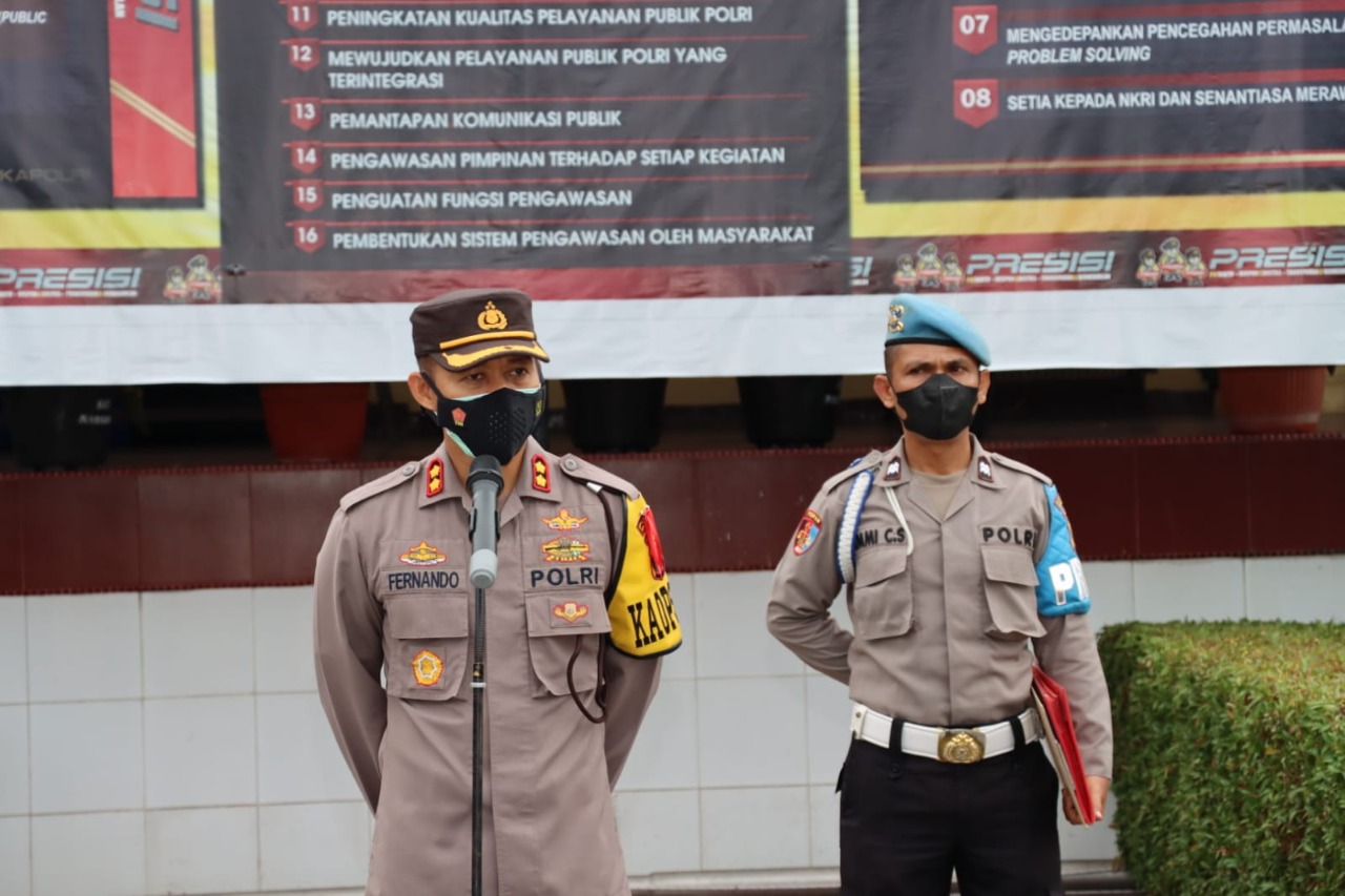 Kapolres Pematangsiantar Pimpin Apel Serpas Personel Pos Pak OPS Ketupat Toba 2022