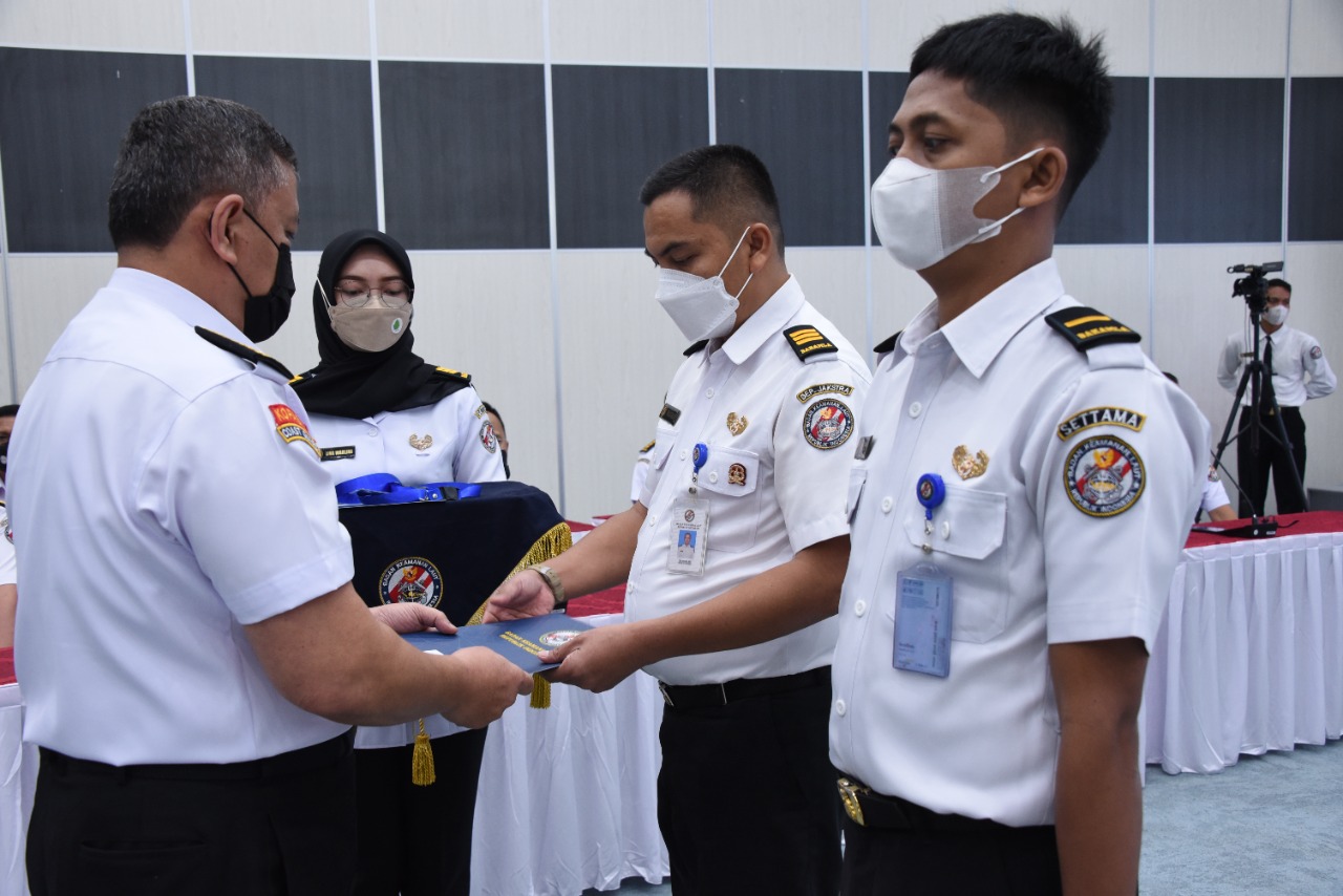 Bakamla RI Tutup Latihan Manajemen Penyelenggaraan Kegiatan Taraf Regional Internasional