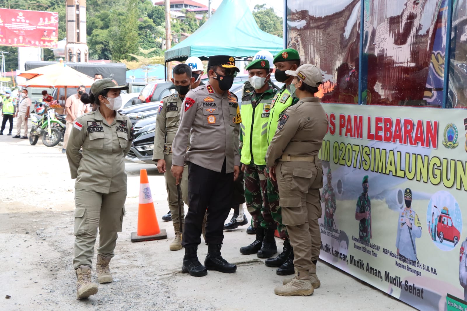 Kapolres Simalungun Dampingi Kakorsabhara Baharkam Polri dan Kapoldasu Cek PosYan Kota Parapat