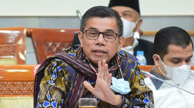 Hinca Panjaitan Apresiasi Polda Sumut Jajaran Terapkan Sistem One Way Urai Kemacetan di Jalinsum