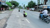 Unit Laka Satlantas Polres Aceh Timur Olah TKP Kecelakaan di Peureulak Barat Yang Mengakibatkan Pengendara Sepeda Motor Meninggal Dunia