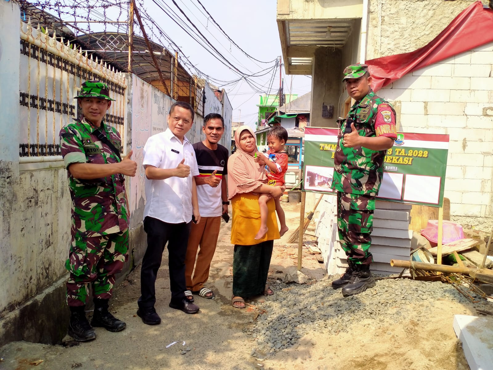 Wujudkan Impian Mempunyai Rumah Layak Huni, Ibu Rohili Ucapkan Terimakasih Kodim 0507/Bekasi