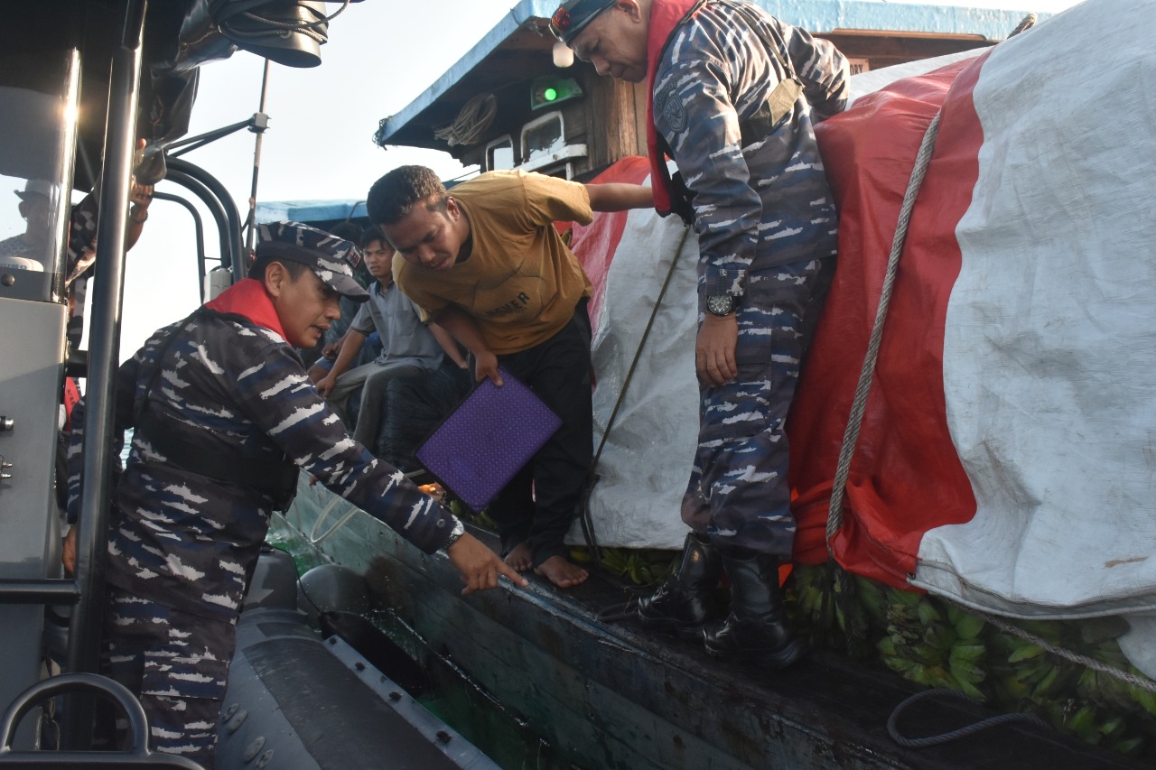 Danlanal Batam Patroli di Perairan Wilayah Kerja Lanal Batam