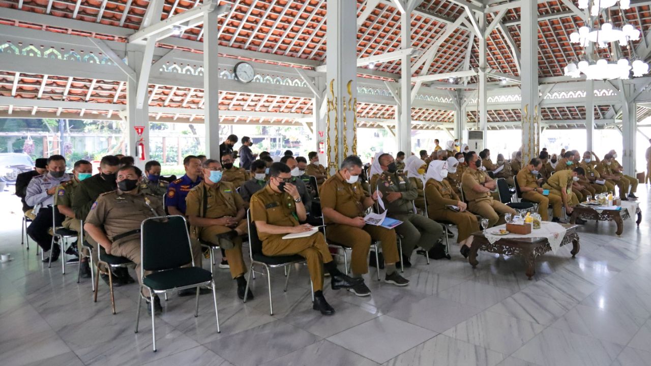 Pemerintah kota bandung tegaskan zona merah harus bersih dari PKL