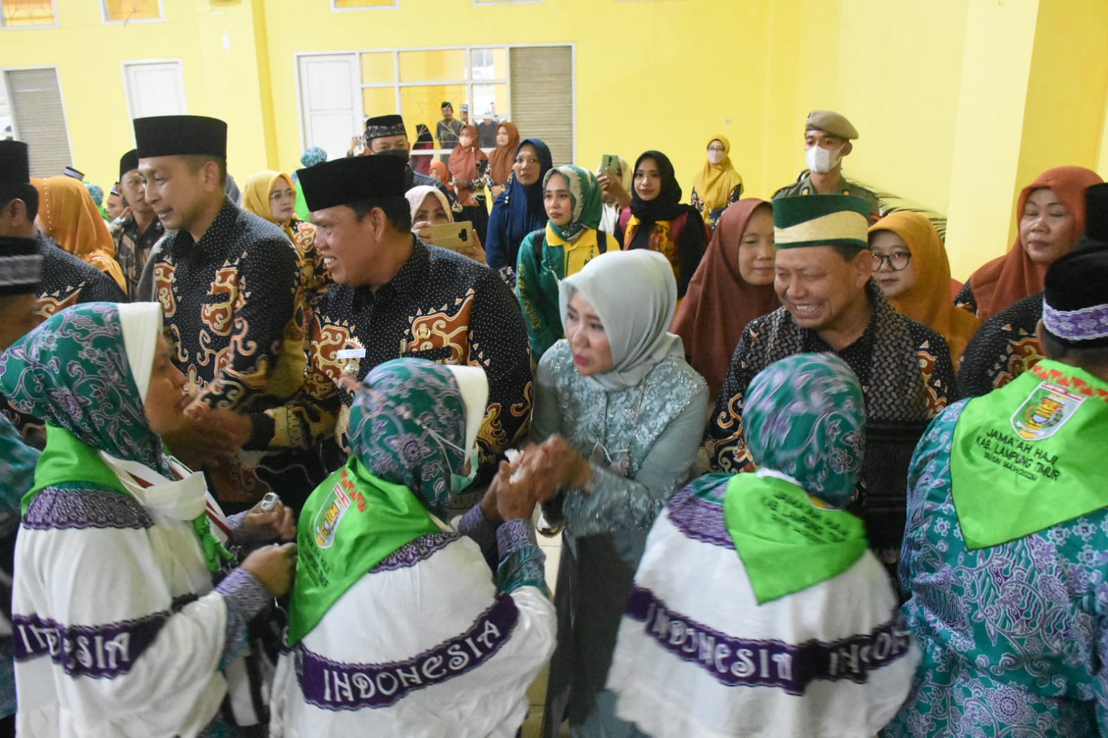 Bupati Lampung Timur M Dawam Rahardjo Memberi Sambutan dan dilanjutkan melepas Pemberangkatan Calon Jamaah Haji Kabupaten Lampung Timur