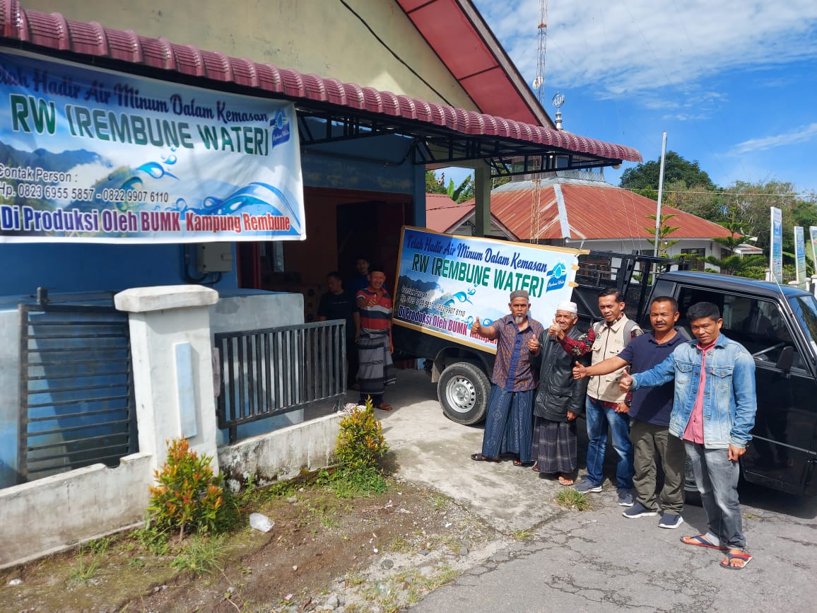 Peluncuran Perdana Air Mineral “Rembune Water” Milik Kampung Rembune