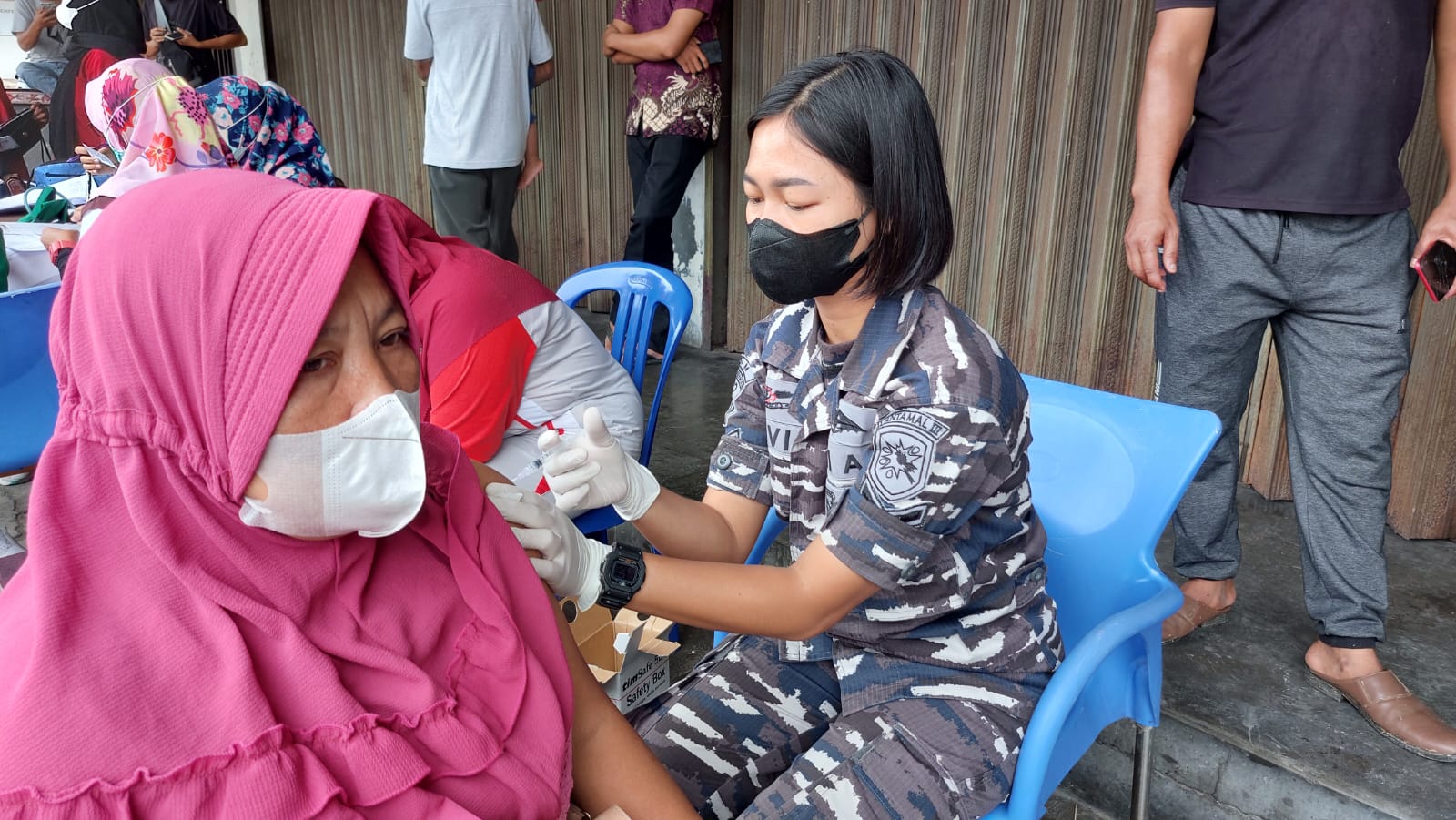 SERBUAN VAKSIN MARITIM LANAL BANGKA BELITUNG MASIH EFEKTIF JADI BENTENG PERTAHANAN TUBUH DARI VARIAN BARU COVID-19