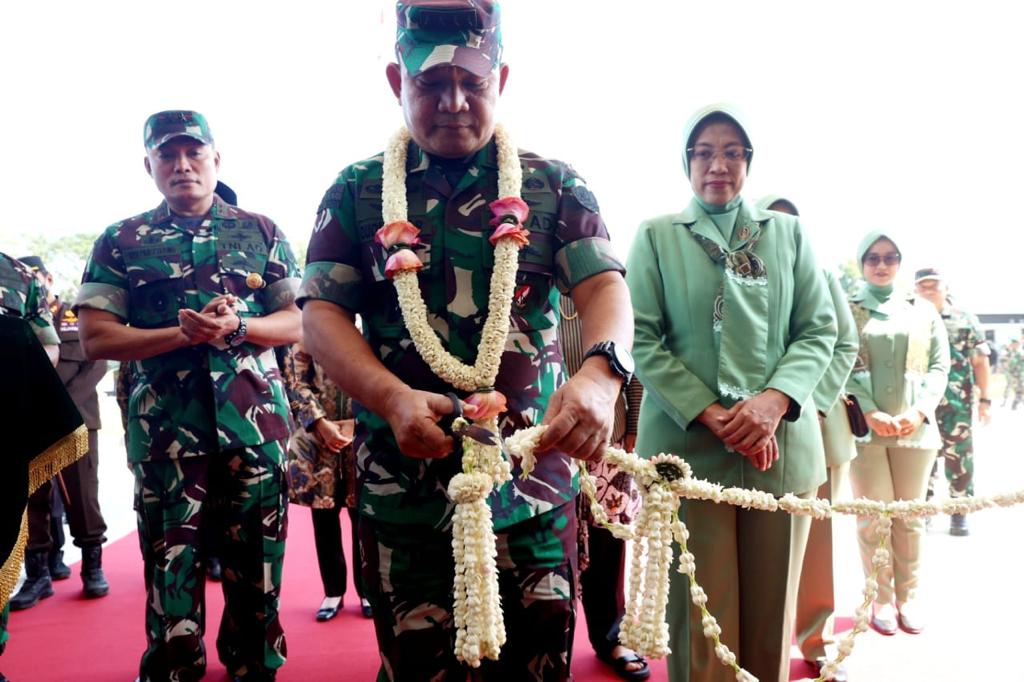 Resmikan Markas Kodim 0709/Kebumen, Kasad: TNI AD Harus Selalu di Hati Rakyat