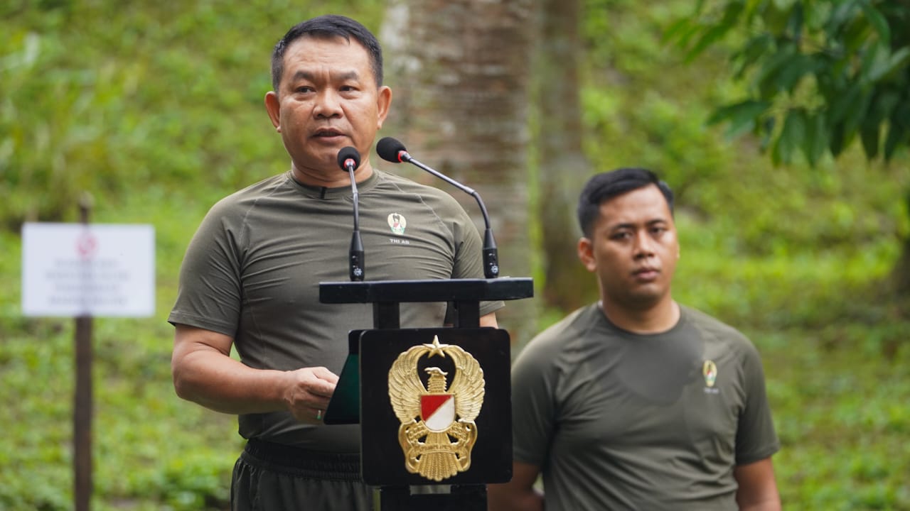 Hymne TNI AD Pertama Kali Berkumandang di Puncak Tidar