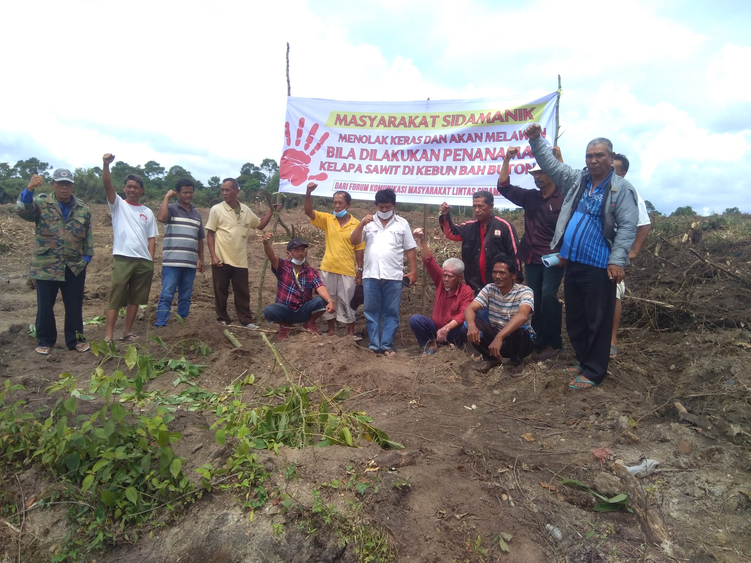 Tokoh Masyarakat bersama Warga Tolak Keras Kebun Bah Butong di Konversi ke Sawit 