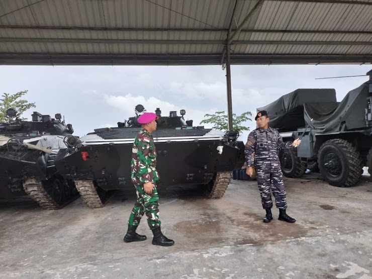 Danguspurla Koarmada I, Kunjungi Markas Satgas Komposit Marinir Natuna