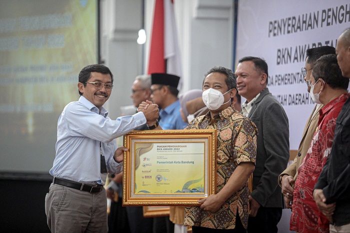 Pemkot Bandung Torehkan Prestasi Dan Sabet BKN Award