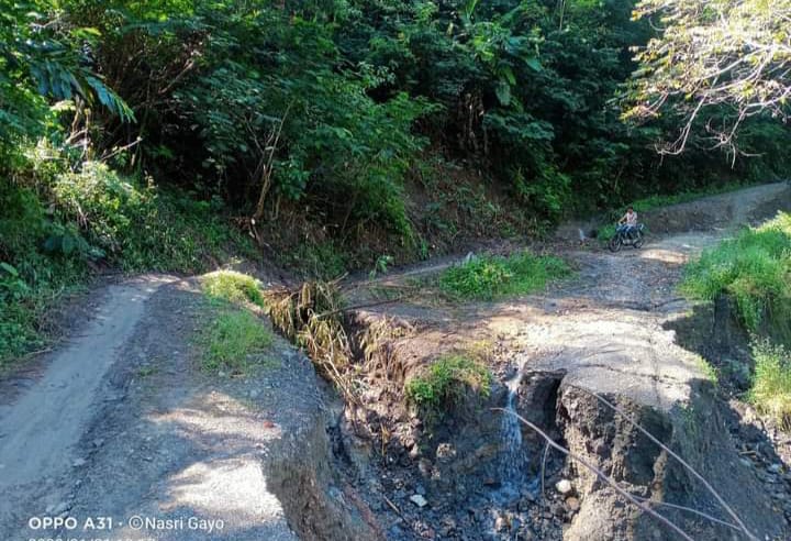 Miris!!!!! Jalan Perkebunan Pepantang Bener Meriah Rusak Parah Sepanjang 13 KM