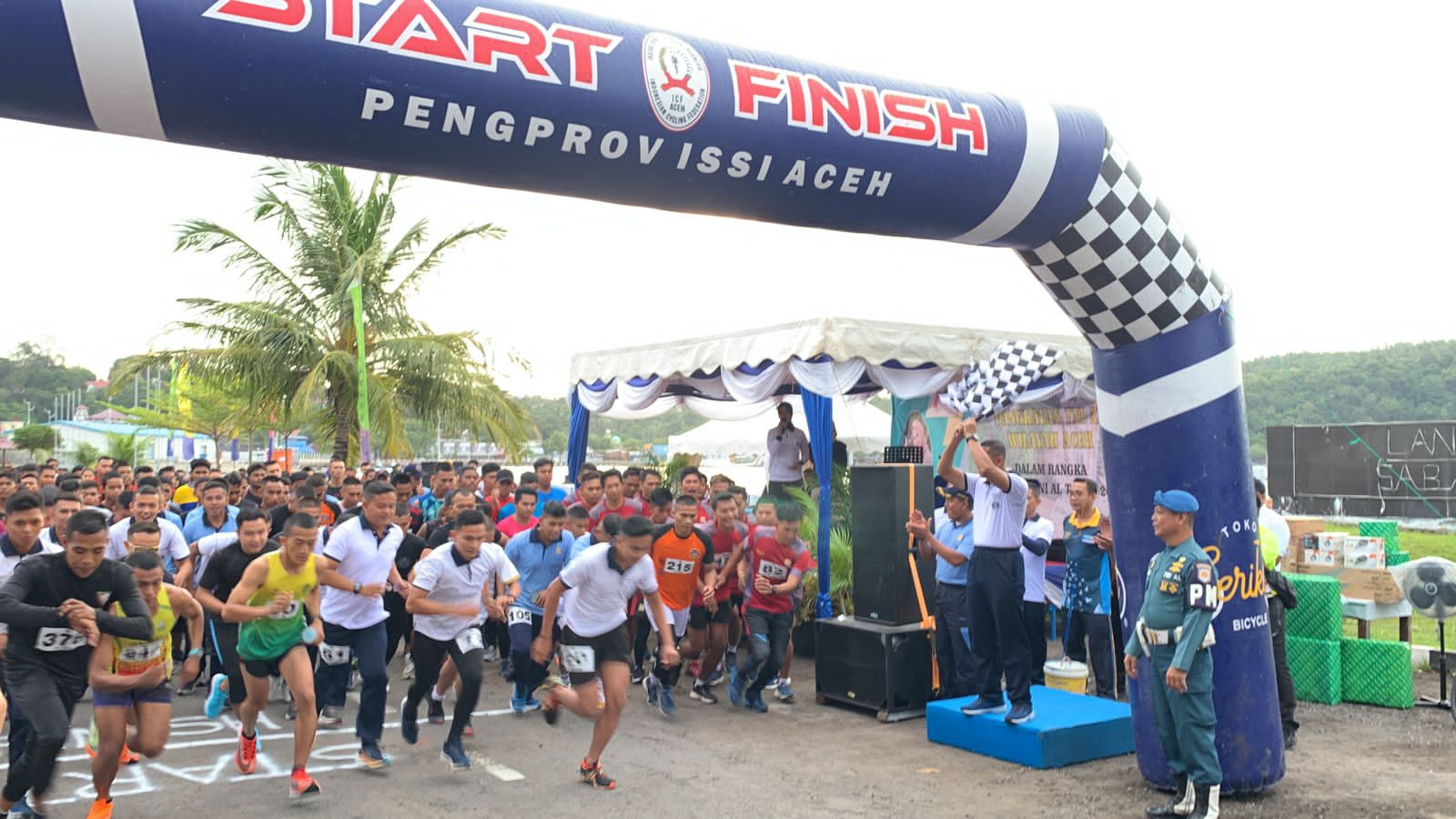 Pangkalan TNI AL Wilayah Aceh Sukses Gelar Fun Run Dalam Rangka HUT Ke-77 TNI Angkatan Laut