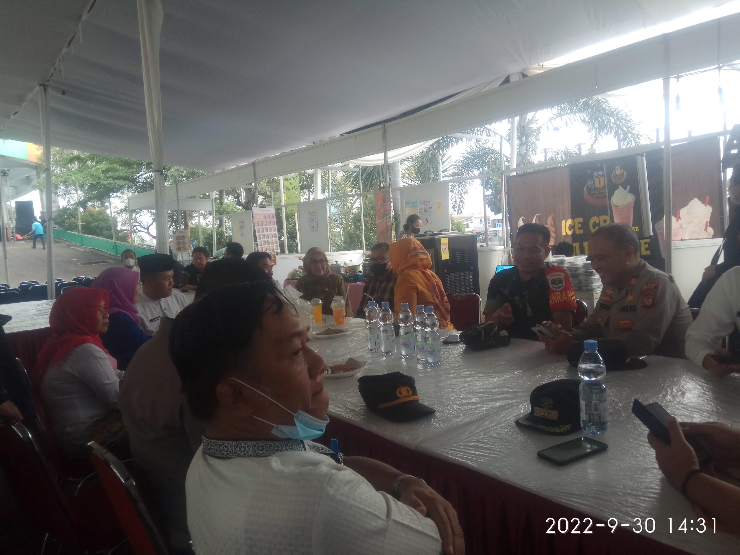 Danramil 02/TB Kodim 0503/JB Hadiri Pembukaan Festival Jak Food 2022 di Mall Seaseon Citty