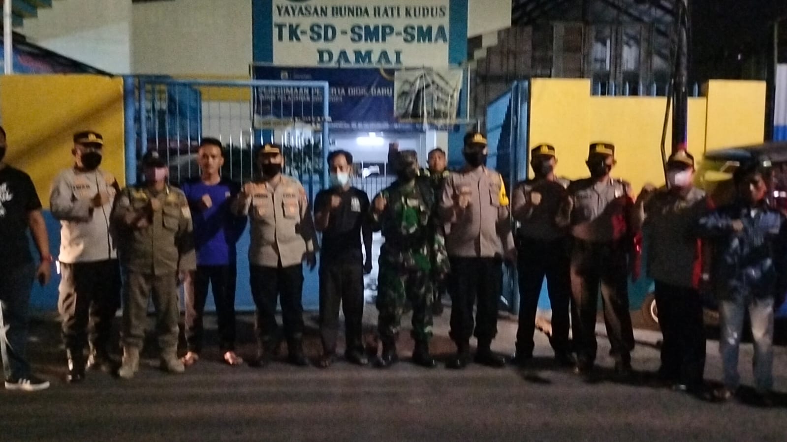 Babinsa Koramil 02/TB Kodim 0503/JB Bersama Polsek Tambora,Pol PP dan Damkar Gelar Patroli Cipkon