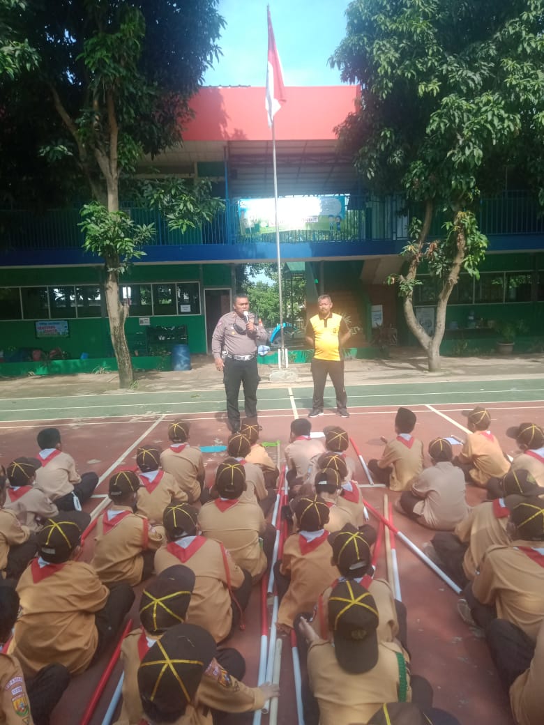 Polsek Bantargebang giat Go To School, Kanit Binmas Berikan Penyuluhan agar Pelajar tidak Terlibat aksi Tawuran