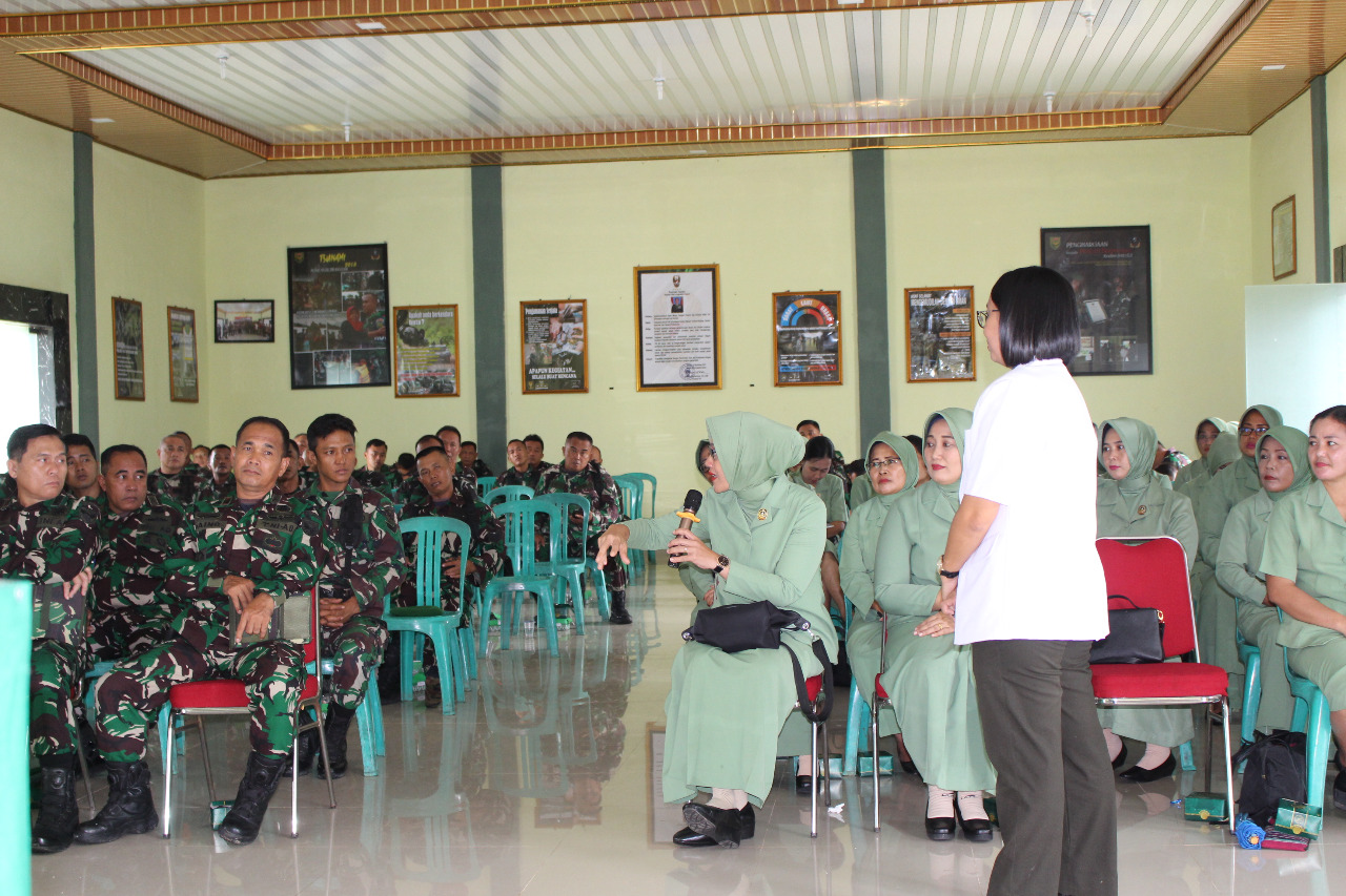 Prajurit dan Persit Kodim 0421/LS Terima Materi Penyuluhan Kesehatan