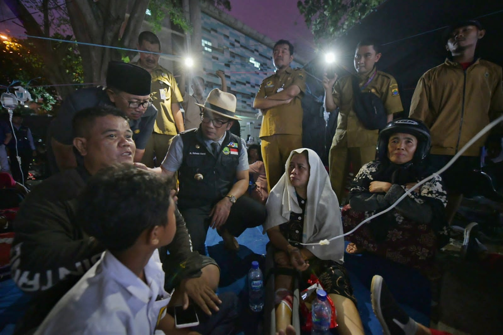 Gubernur Ridwan Kamil Tinjau Gempa Cianjur Pastikan Korban Tertangani Maksimal