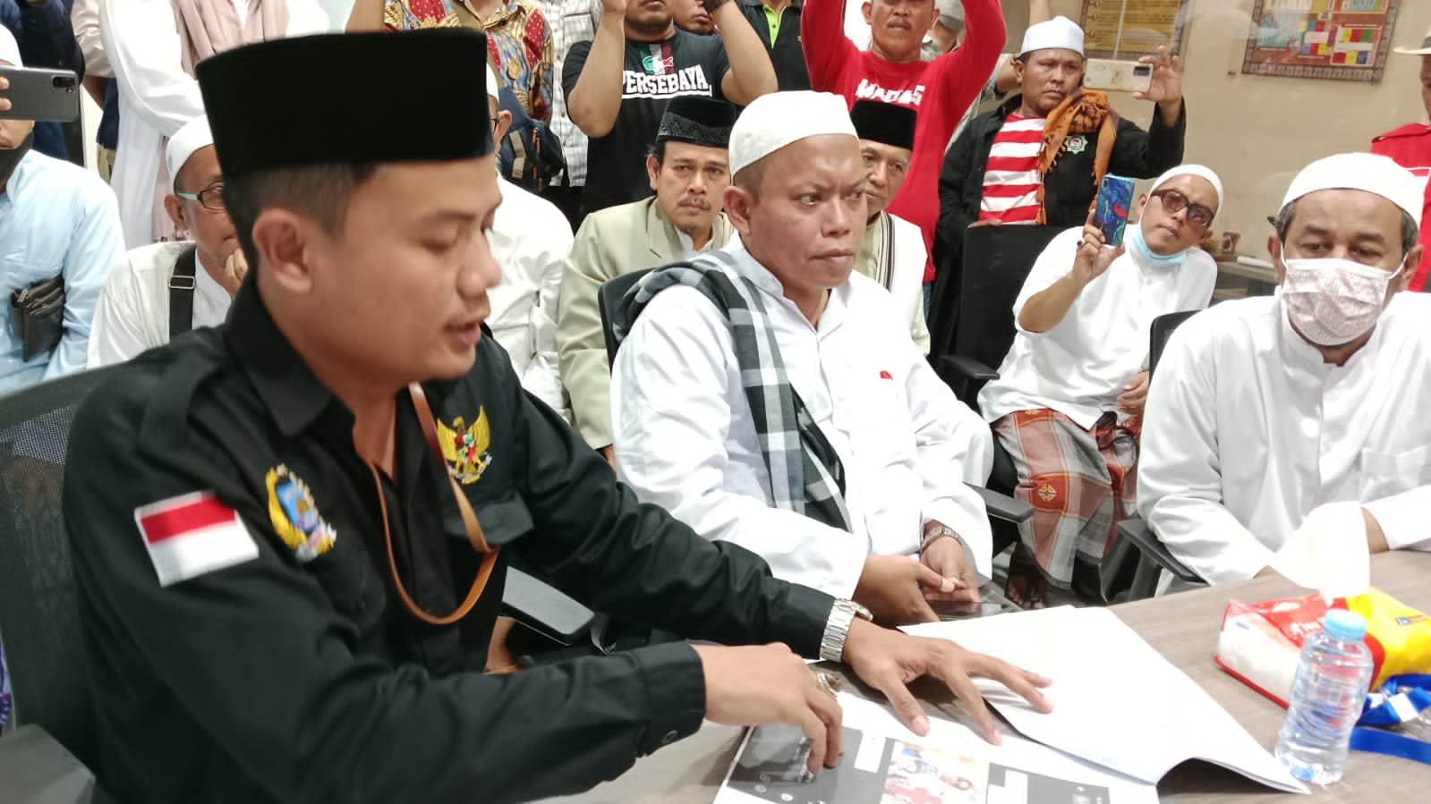 Budi Dalton Resmi Dipolisikan Oleh AMI dan Ulama Madura