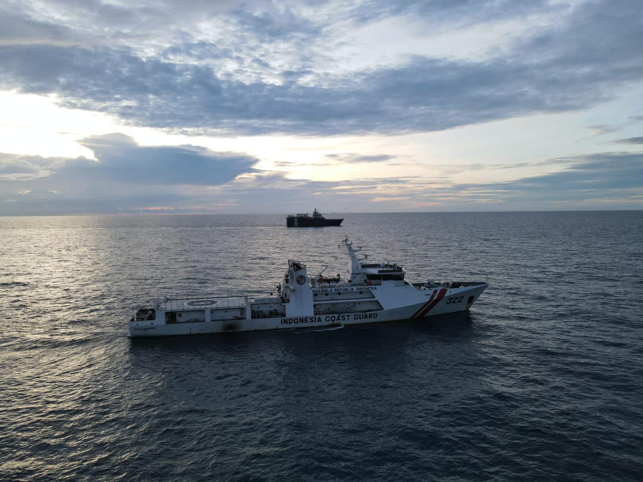 KN Pulau Marore-322 Bakamla RI Tertibkan Kapal Bahama Drifting di Perairan Kepri