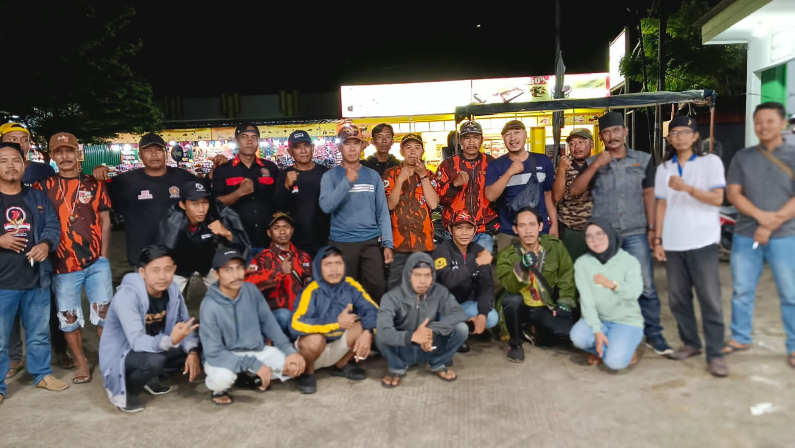 Galang Donasi LSM Pemuda Pancasila Dan Ormas GMPI Bersama Batujaya Community Peduli Cianjur