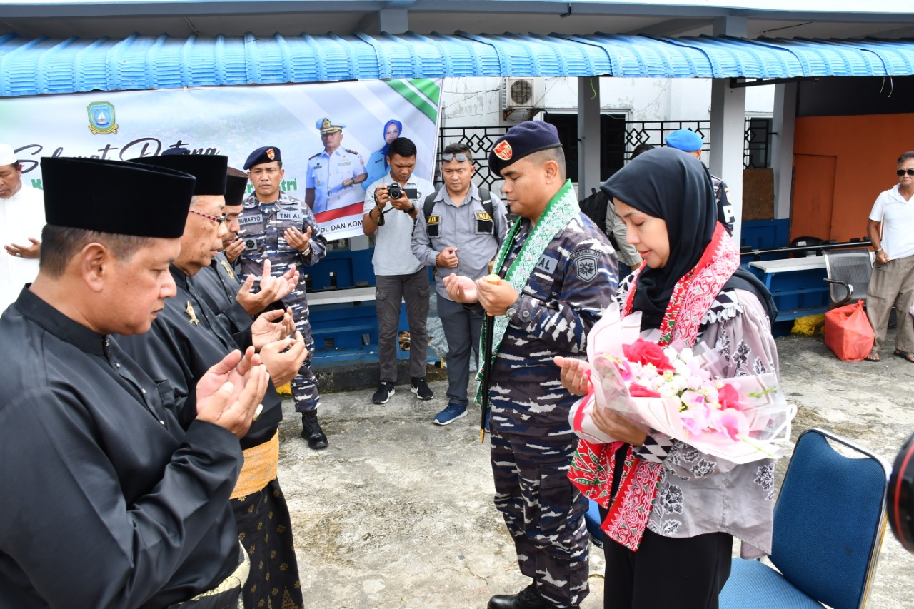 TNI AL, Komandan Lanal Tarempa Tersanjung Saat Injakkan Kaki Pertama Di Anambas