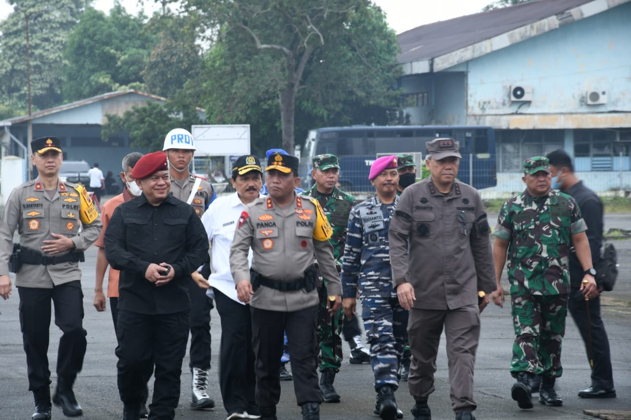 Danlantamal I Hadiri Apel Gelar Pasukan Dalam Rangka Operasi Lilin Toba Tahun 2022