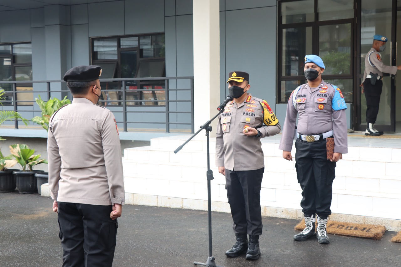 Polres Metro Jakbar Gelar Apel Pergeseran Pasukan Pengamanan Nataru