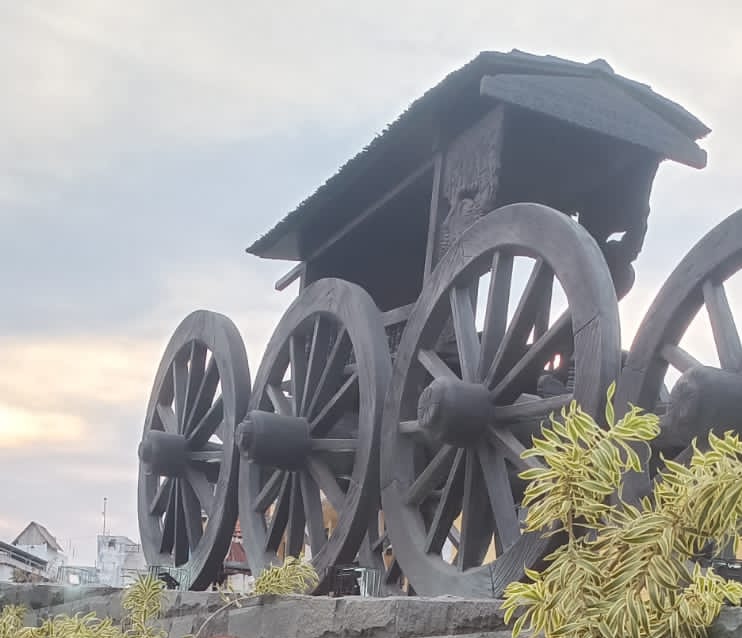 Monumen PEDATI GEDE, Ingatkan Sejarah Mbah Kuwu Cerbon atau Pangeran Cakrabuana.