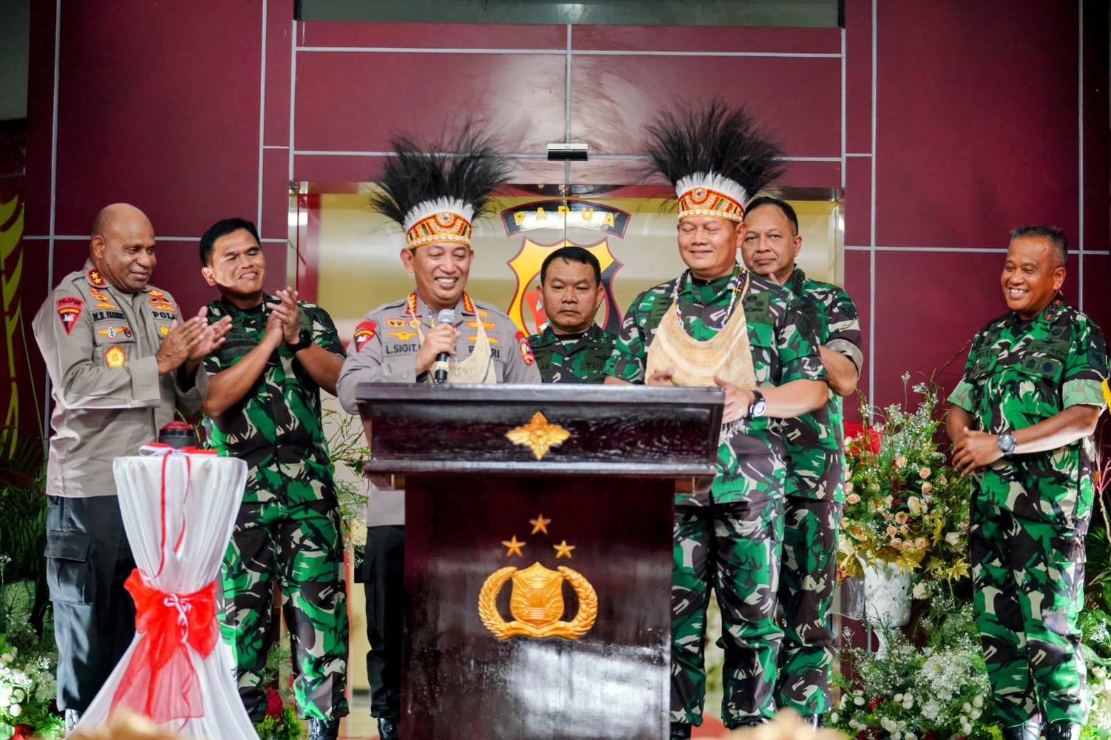 Panglima TNI dan Kepala Staf Resmikan Polda Papua Baru, Kapolri: Wujud Sinergitas Makin Kokoh