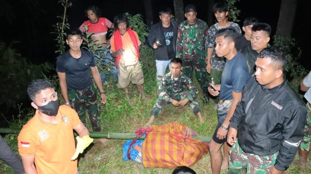 TNI-Polri dan Warga Berhasil Evakuasi Jenazah Di Sungai Ratte Denpina Toraja Utara