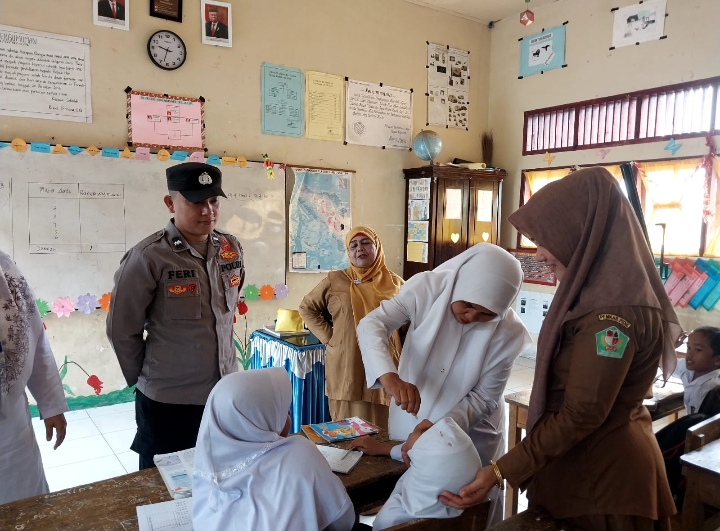 Polres Pidie Dukung Penuntasan Vaksinasi Polio Bagi Anak