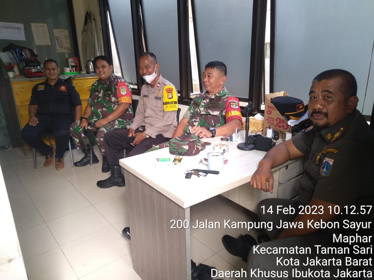 Giat Sambang Babinsa Kelurahan Maphar Bersama Unsur 3 Pilar