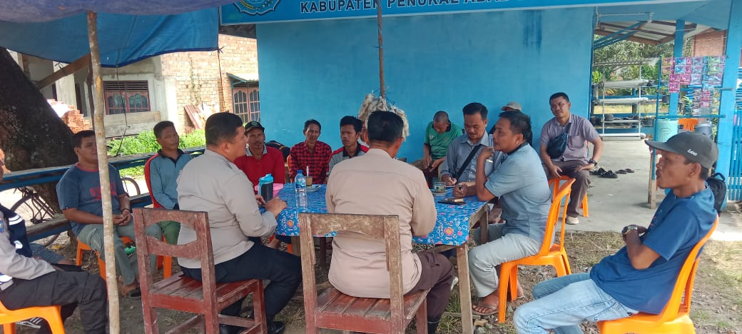 Kapolsek Tanah Abang Pimpin Langsung Giat Jum’at Curhat Permasalahan Kantibmas