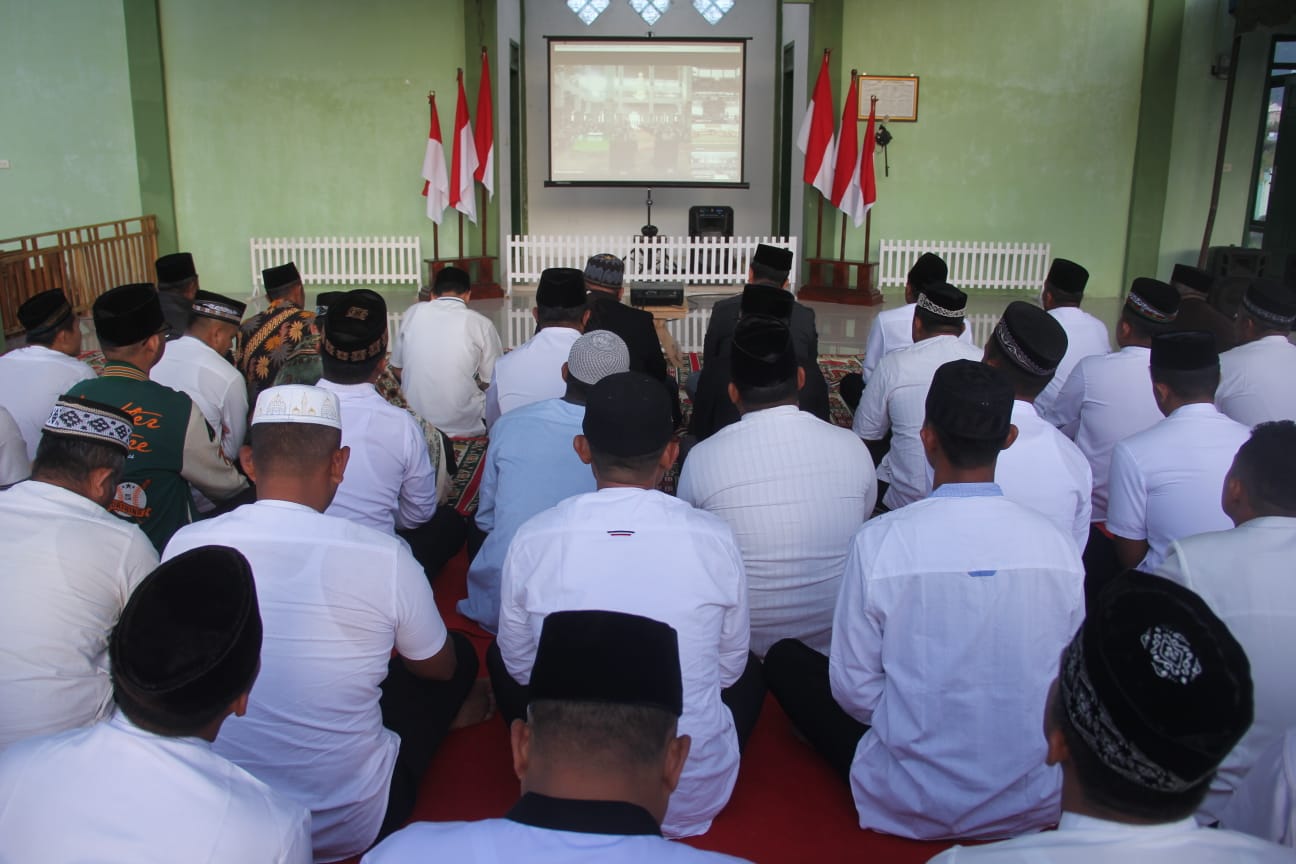 Dandim 0119/BM dan Forkopimda bersama Prajurit ikuti Doa Istighatsah Kubra Virtual